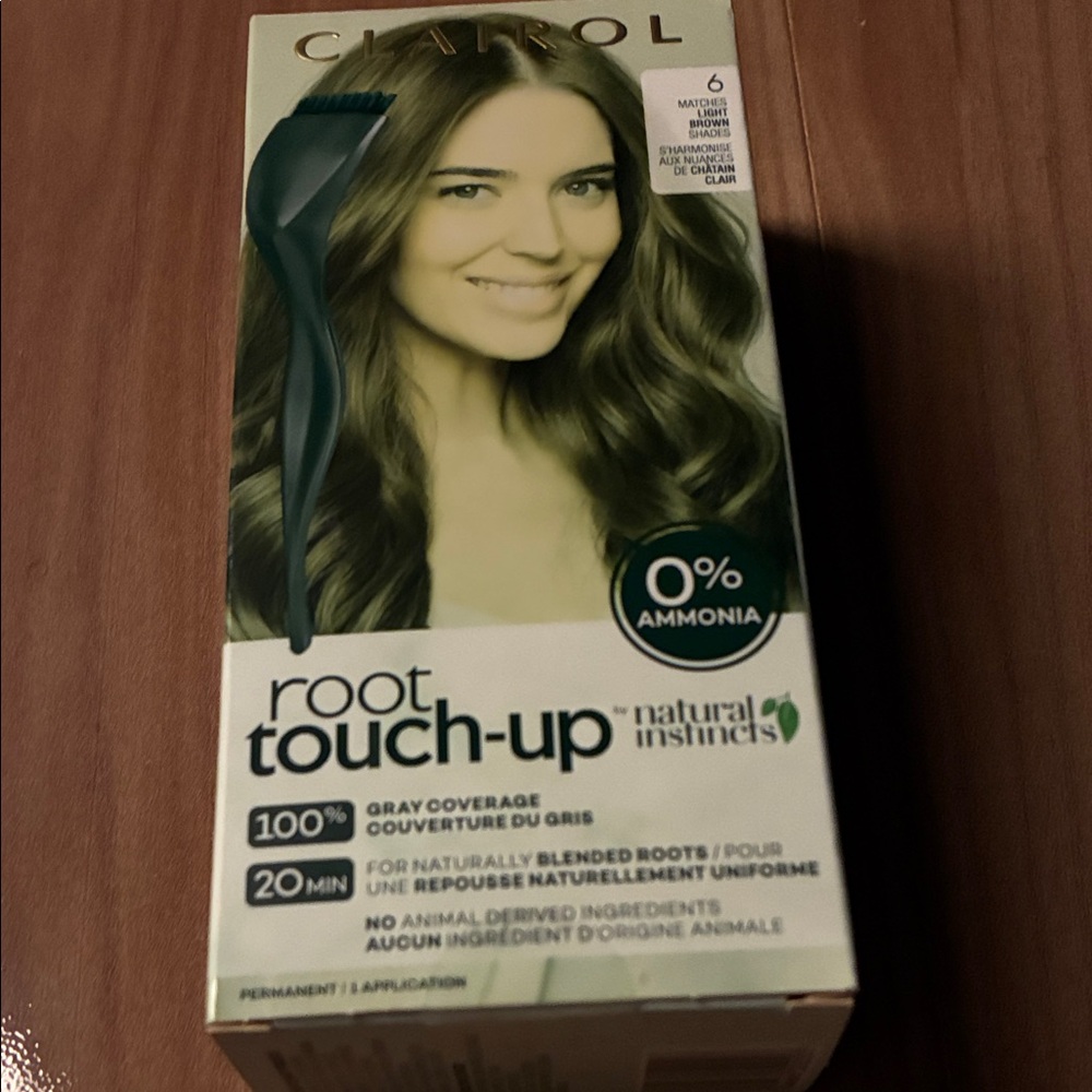 Clairol Natural Instincts Root Touch-Up - light Brown